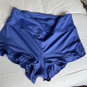 Free People Movement, Plie All Day ruffle shorts in African Violet, size L